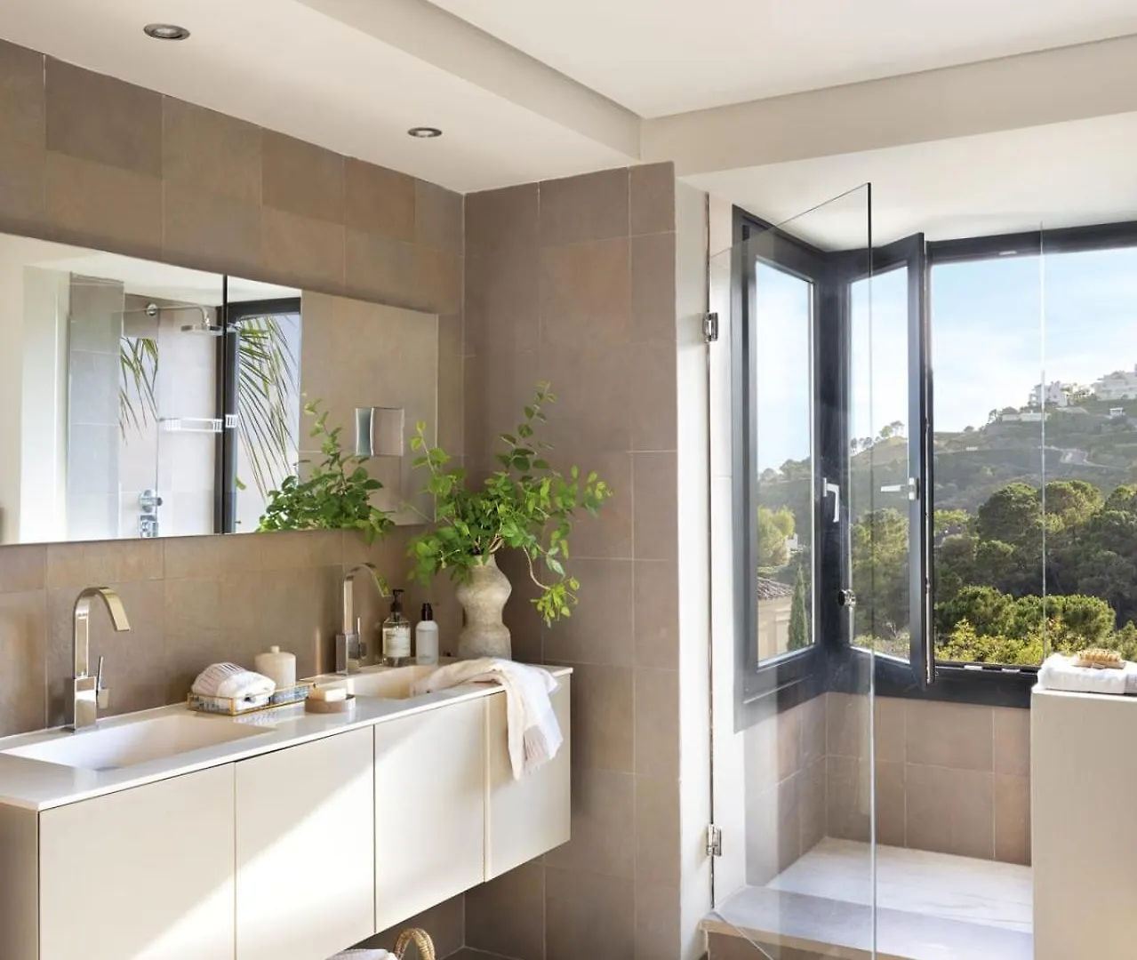 Villa All About La Boheme Benahavis Spain